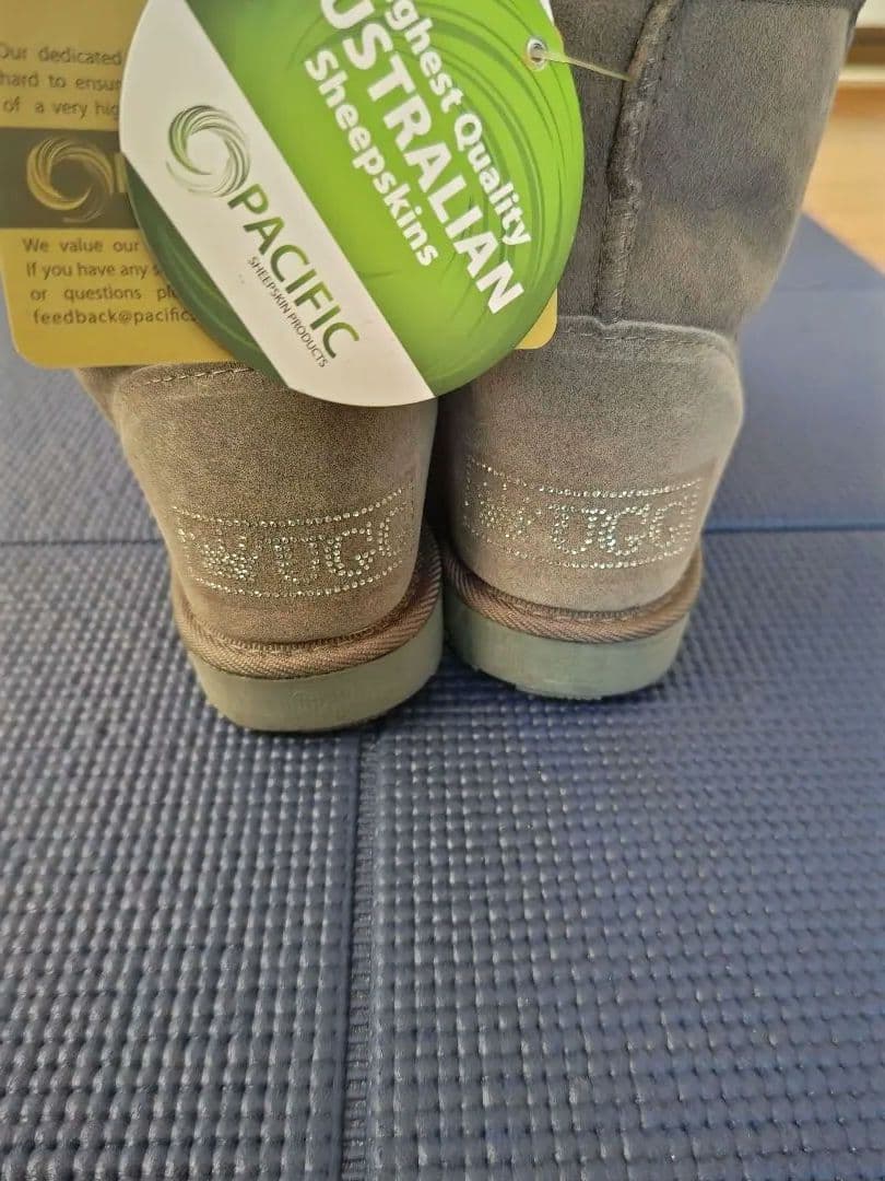 【 まみ 】 ムートンブーツ