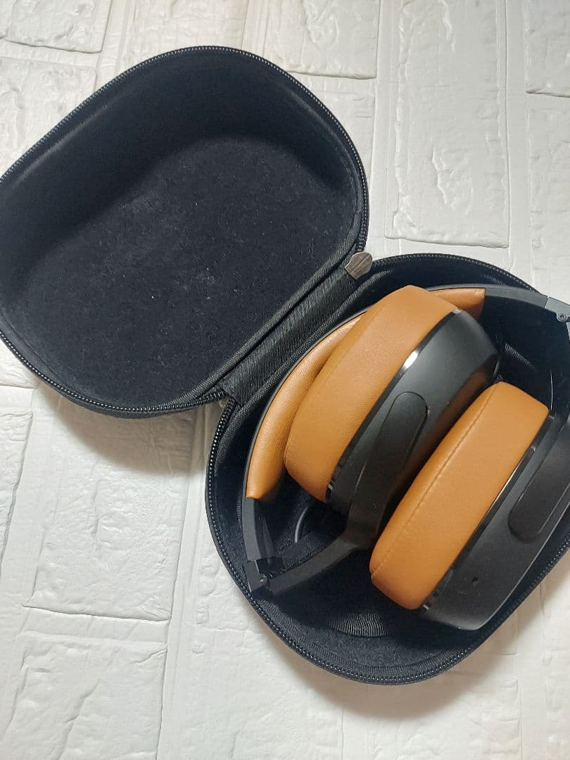 Skullcandy Crusher360 ケース付き