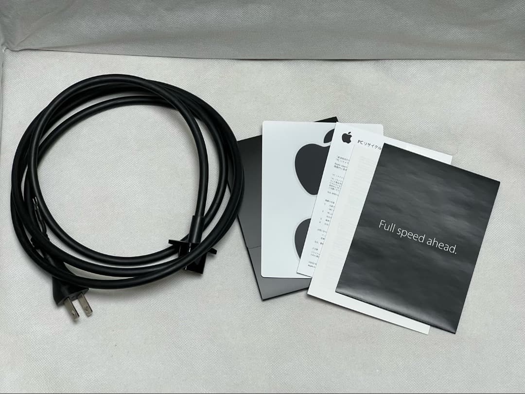 Mac Pro (Late 2013) 8コア 64GBメモリ 1TB SSD