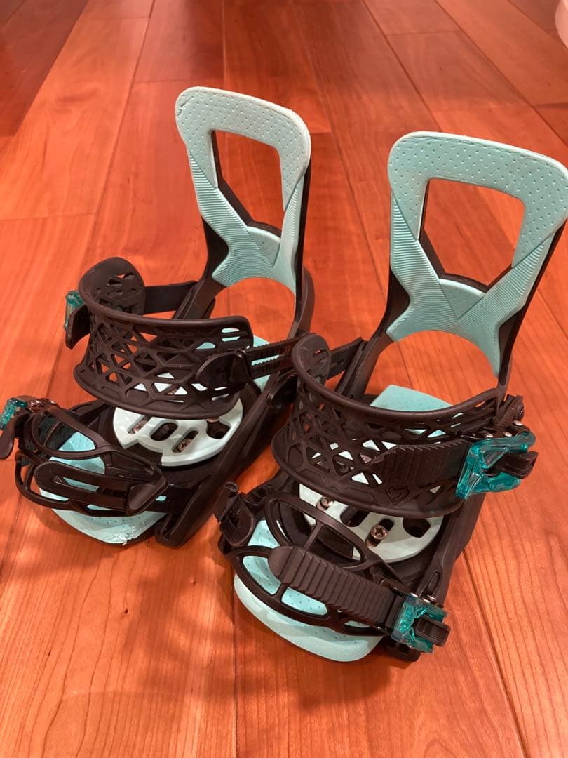 もちこ　The Future スノーボードビンディング