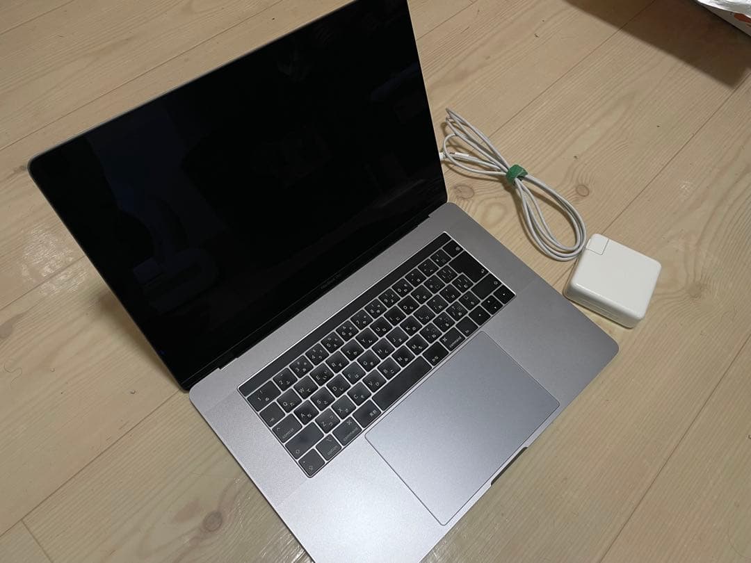 Apple MacBook Pro 15.4インチ32GB 1TB corei7