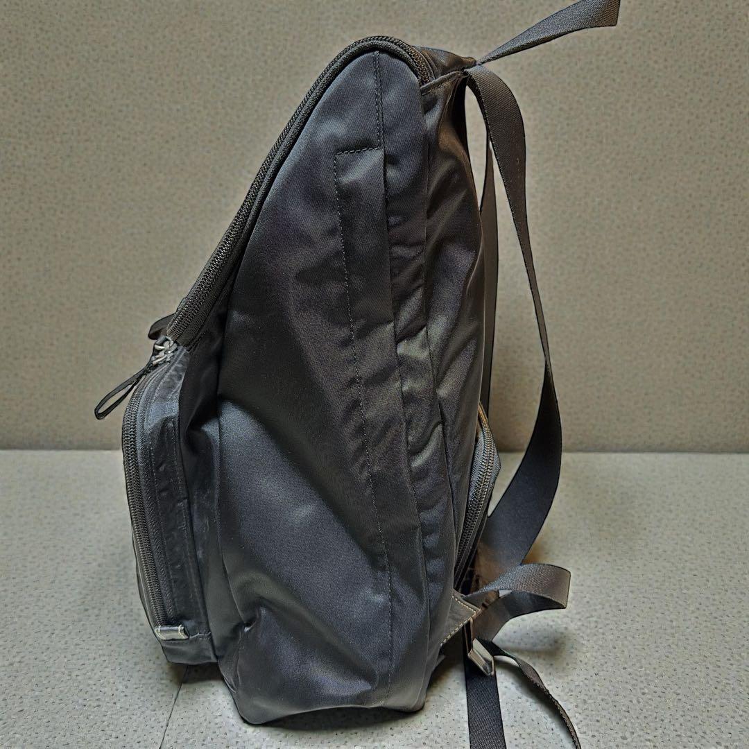 極美品【PORTER】 ブラック リュック　黒　ナイロン