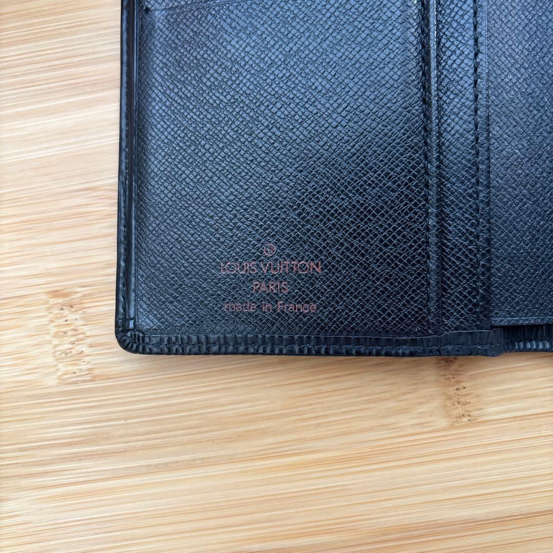 LOUIS VUITTON エピ　二つ折り財布　[美品]