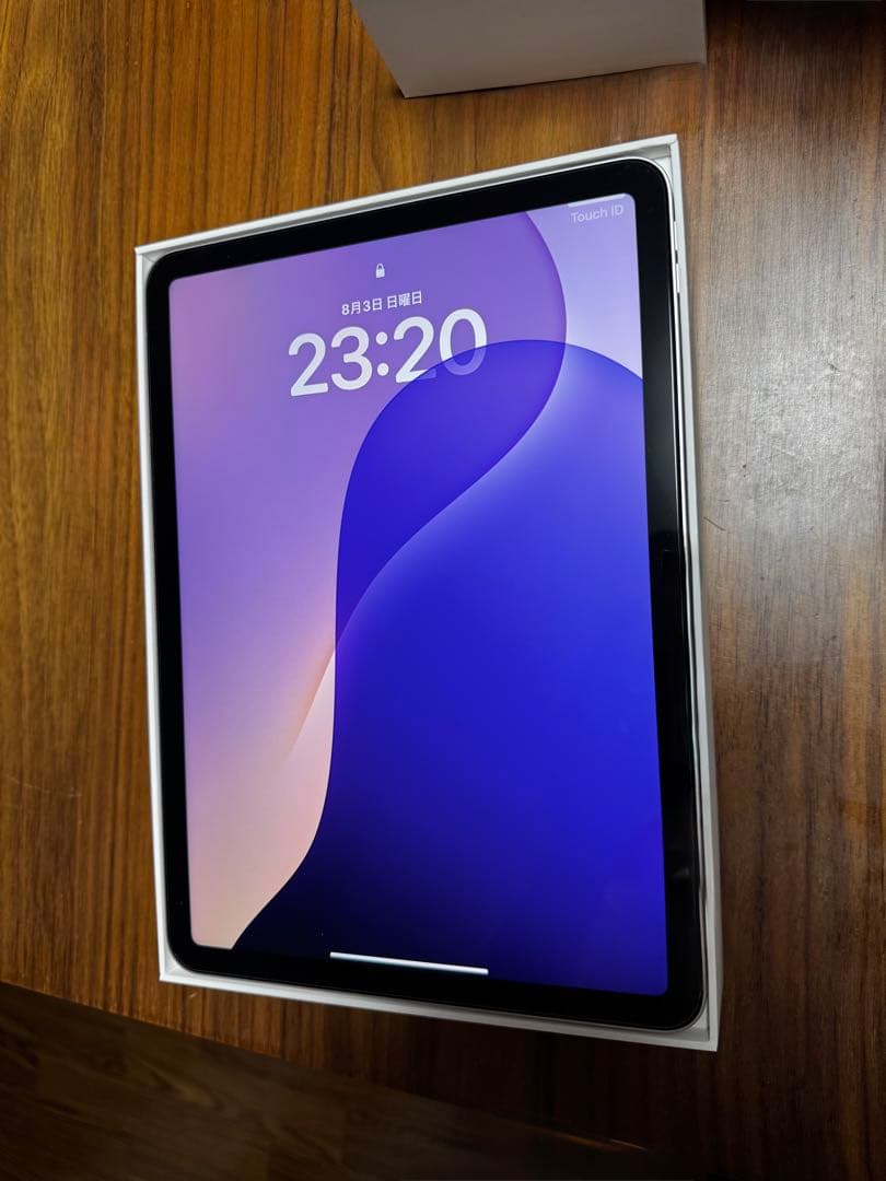 iPad Air 11-inch (M3) 第7世代スターライト128GB 本体