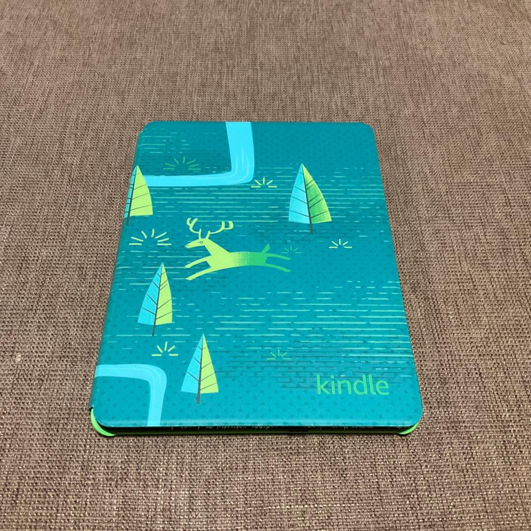 Kindle Paperwhiteキッズモデル　エメラルドフォレストカバー