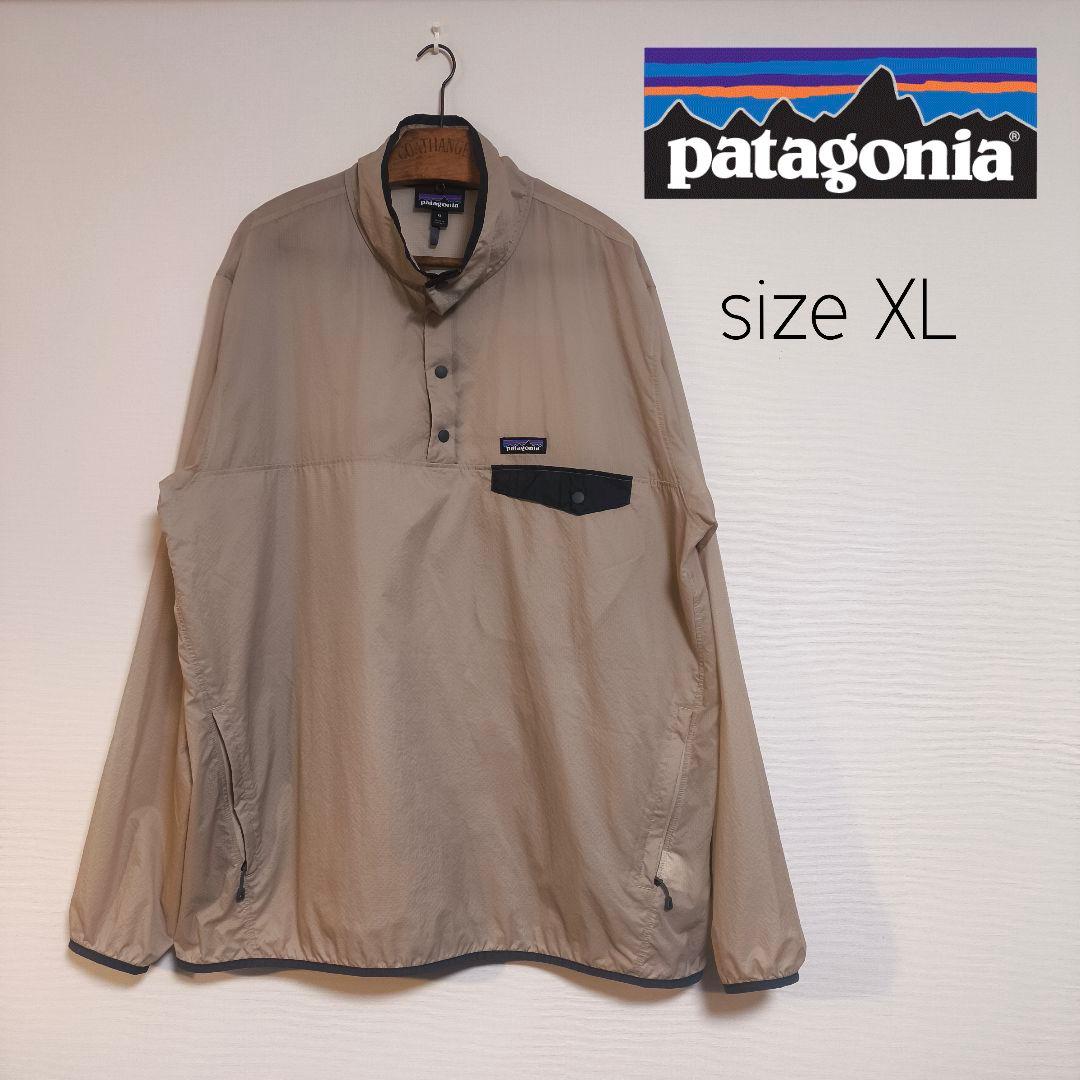 未使用　パタゴニア　スナップTフーディニ　ナイロン　ベージュ　XL
