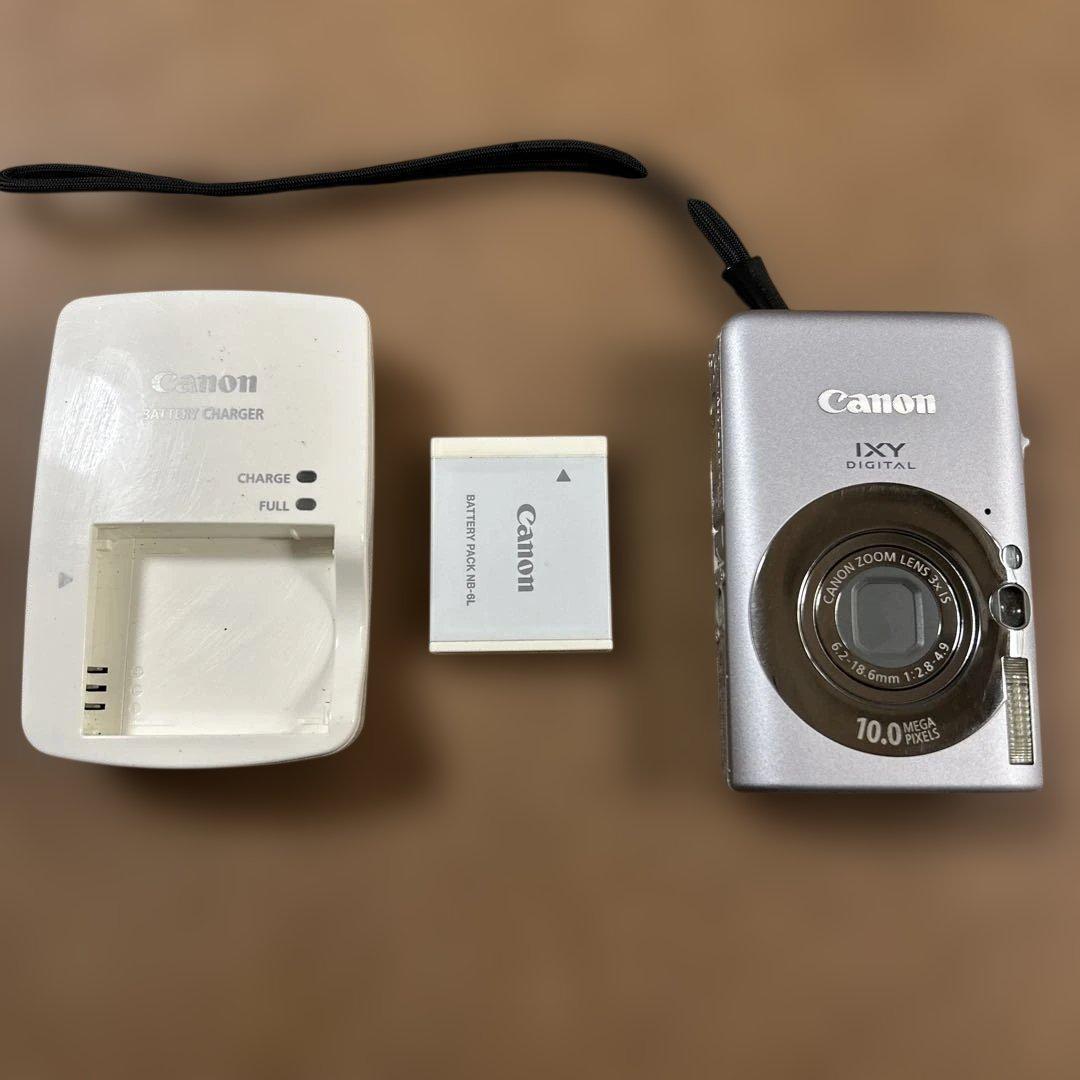 Canon IXY Digital 10.0メガピクセル 本体と充電器付き