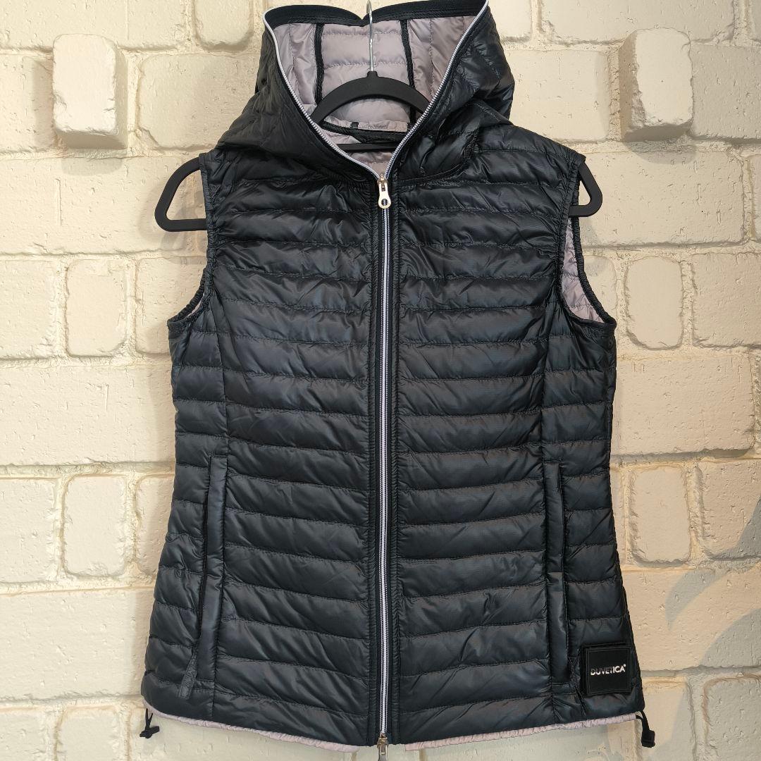 美品　DUVETICA デュべティカ ダウンベスト　フード