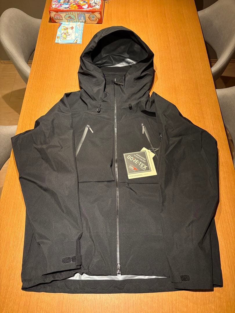 デサント　ゴアテックスシェルジャケット“ZENCHIKEI”