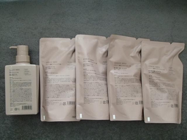 新品未使用　AKN/R アクニー シャンプー トリートメント 5点セット
