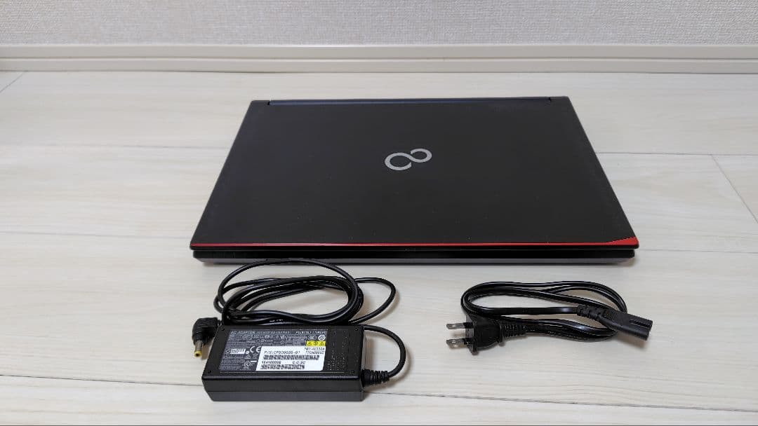 富士通 LIFEBOOK A547/K ブラック ノートPC 本体