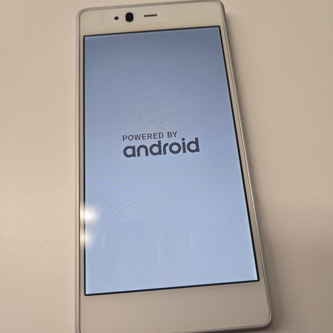 TONE M17 防水Androidスマートフォン