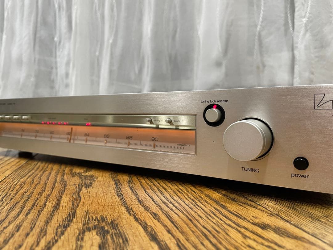 LUXMAN T-12 FMチューナー
