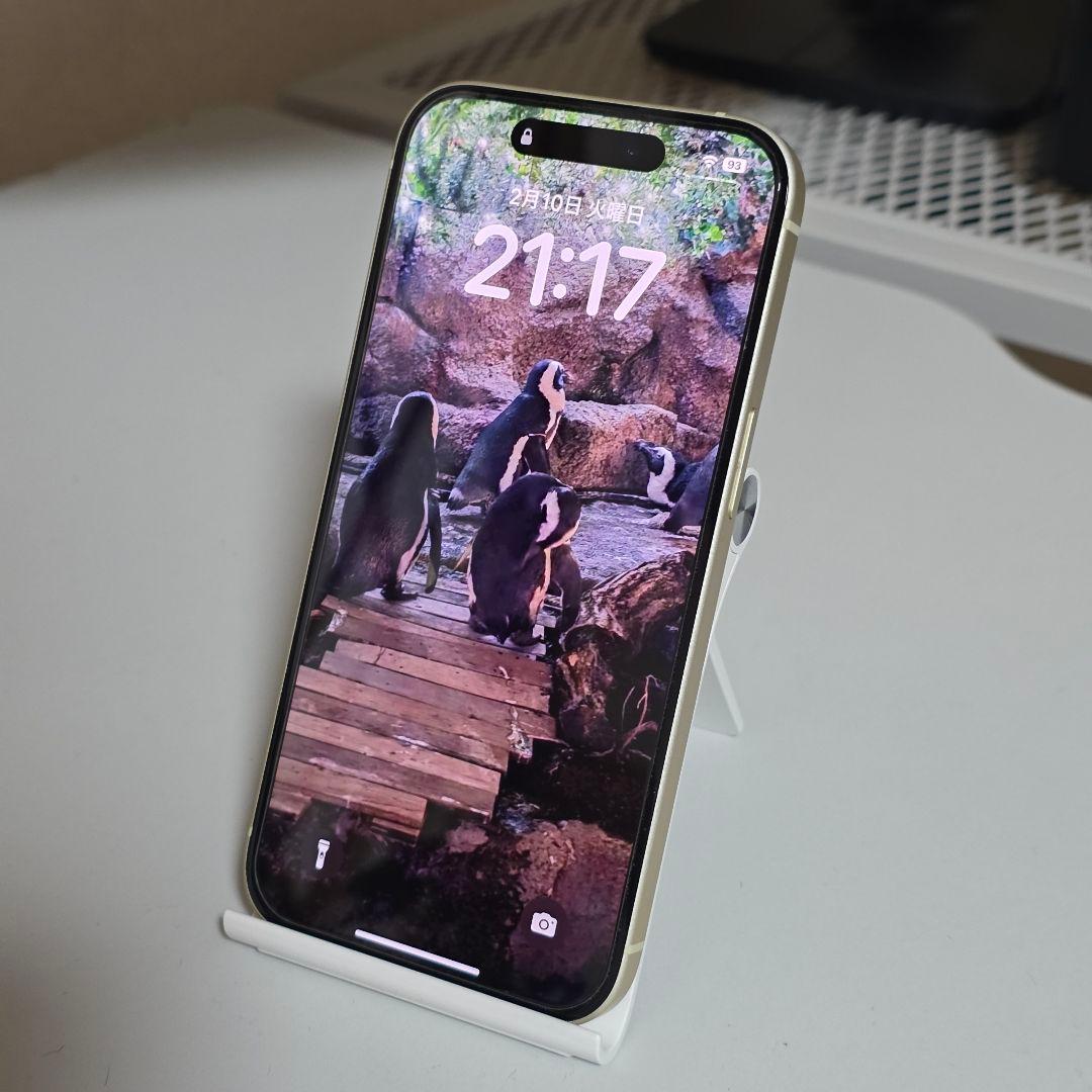 【良品】Iphone15 256GB イエロー SIMフリー