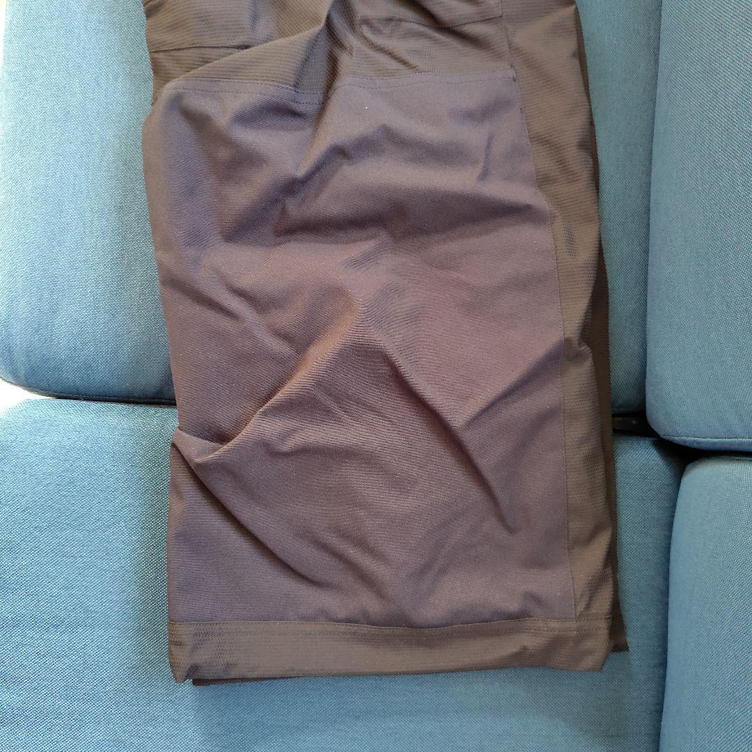 VOLCOM ボルコム　スノボーパンツ　防水パンツ　ブラック　LARGE