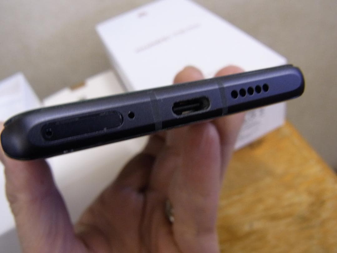 ファーウェイ　P30 PRO VOG-L29 dual-sim 8/128GB