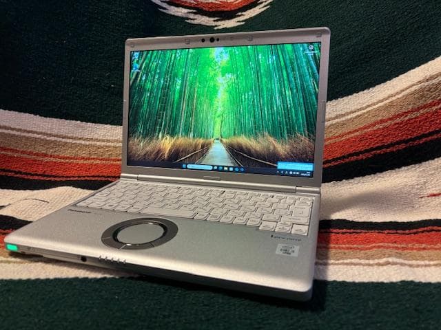 ♪美品♪　Panasonic Let’snote　CF-SV9RDLKS　②