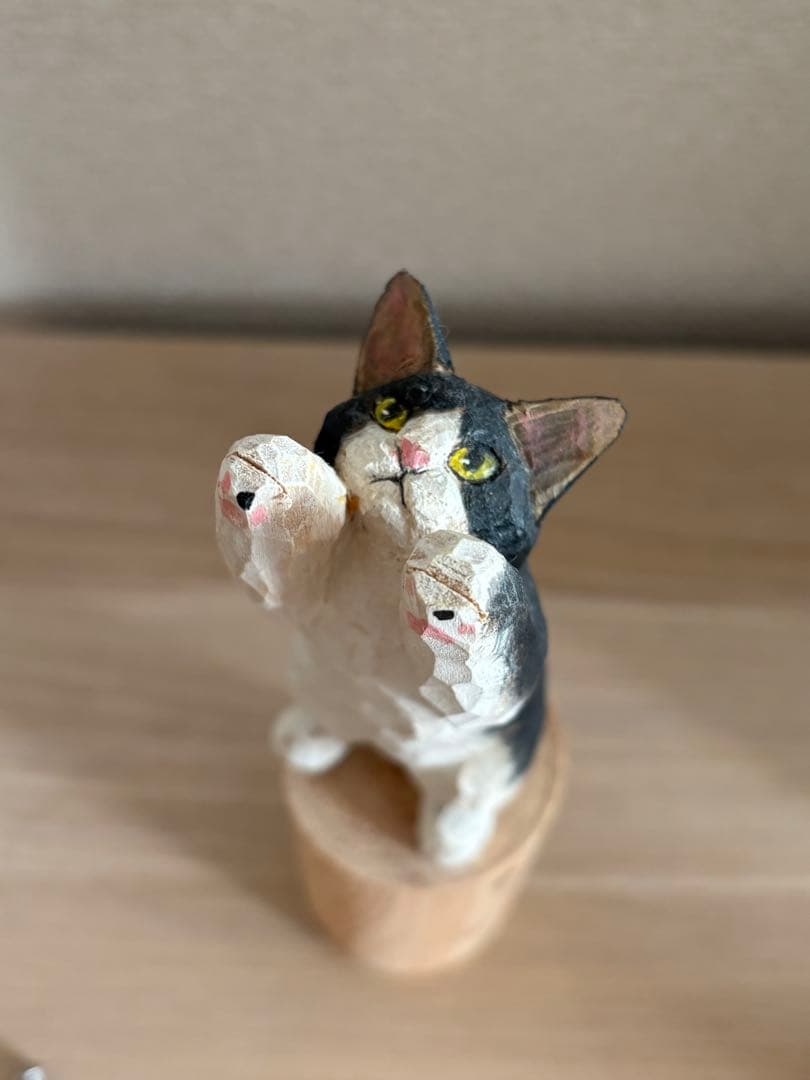 はまもとゆかり　木彫り猫/メモスタンド　ハチワレ