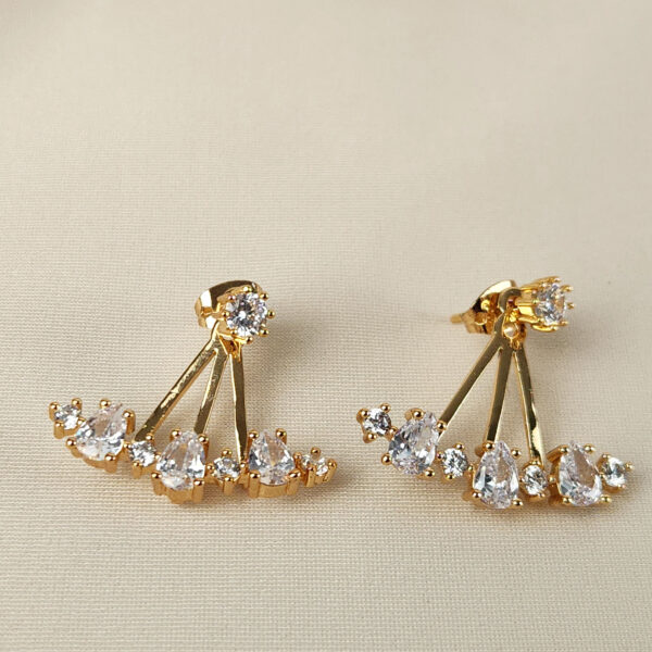 Aretes Agape