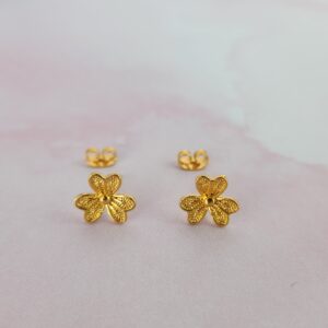 Aretes Corazón Floral