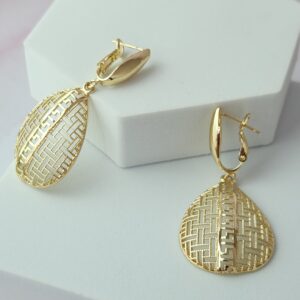 Aretes Rum